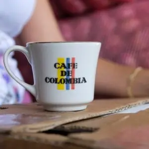 Open café colombiano para o noivo