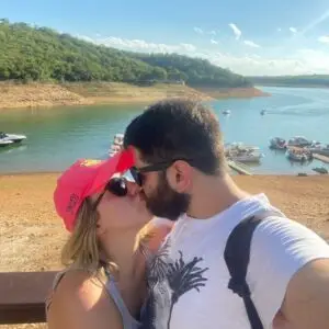 Lancha para o nosso hotel na ilha